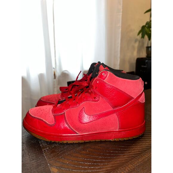 Nike Dunk High Be True To Your Street main image 11